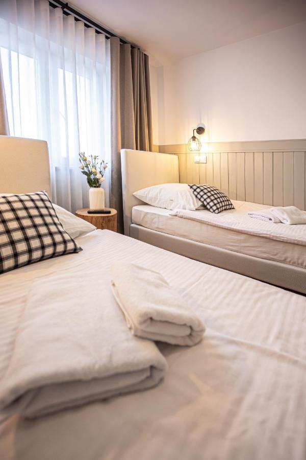 Hotel Sajmino Family House